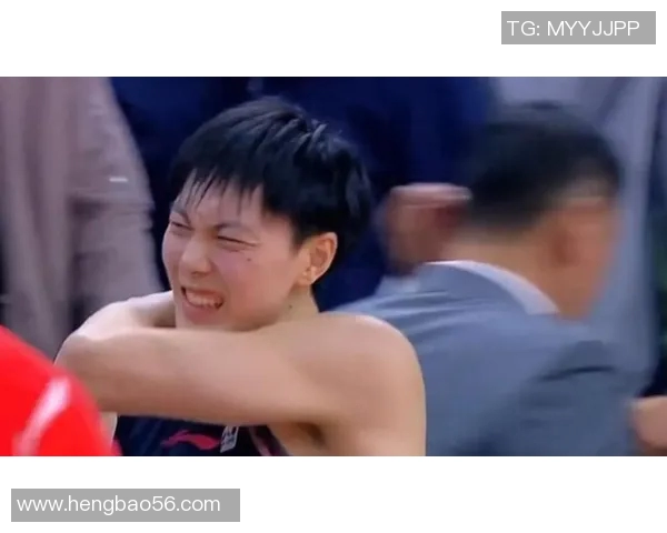 广东表示胡明轩缺席过去两场比赛是因为膝盖疲劳